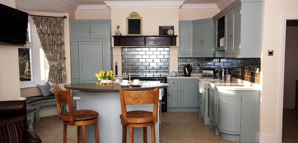 georgian style kitchens